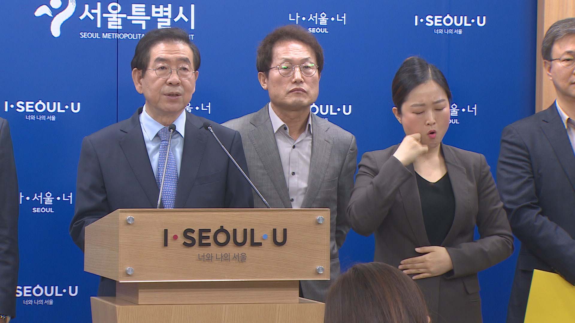 온라인카지노 산타카지노 모든 학생가정에 10만원 식자재 쿠폰…형평성 우려도