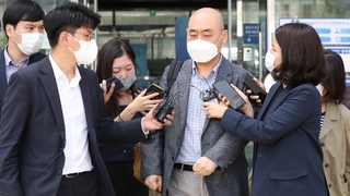 박원순 전 비서실장 소환…2차 피해 수사팀 증원