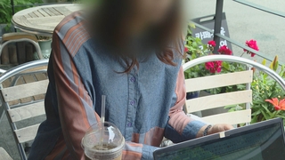 [단독] 대학 교수 성희롱 의혹…"팔짱 한 번 껴봐"