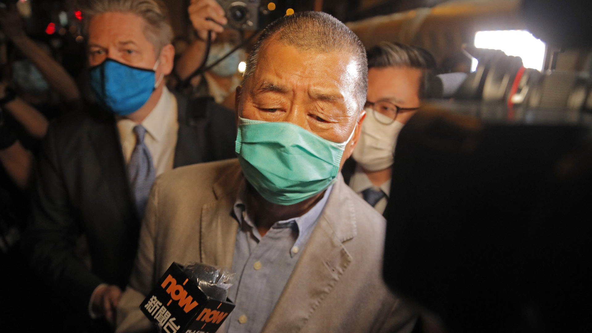 홍콩 반중언론 재벌 <em class='find'지미샌즈카지노</em 체포 하루만 보석으로 석방