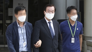 '광복절 집회 주도' 김경재 등 구속 갈림길