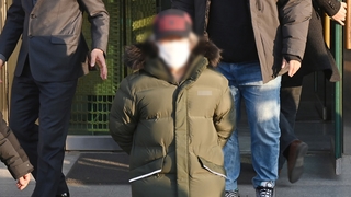 조두순 만기출소…전자장치 착용·밀착감시