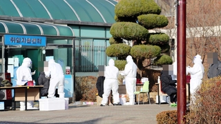 '영업도 못하고 소득도 없는데'…비수도권 연쇄감염