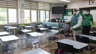 등교 앞두고 재확산 조짐…학교 방역 대책은