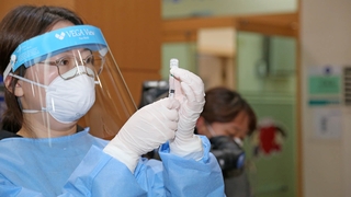 다가온 '접종의 시간'…화이자 백신은 내일 도착