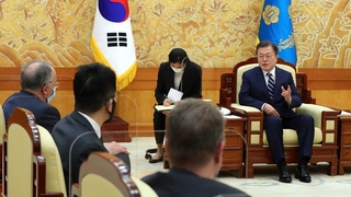 문대통령 "노바백스 백신에 큰 기대…협력 발전"
