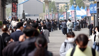700명대 '껑충'…수도권·동남권 집단감염 확산