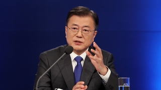문대통령 "부동산 정책 심판…죽비 맞고 정신 번쩍"