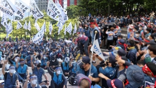 곳곳 방역 허점…'공든탑 무너질라' 우려