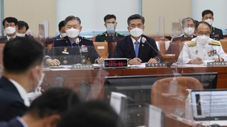 청해부대 감염 부실대응 질타…野, 서욱 '인책론'