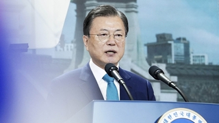 문대통령 "10월 국민 70% 2차 접종 완료"