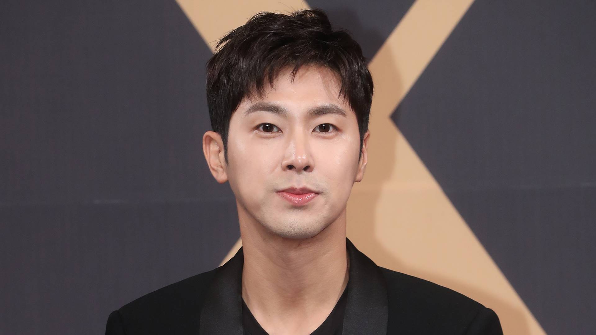 '온라인카지노 아벤카지노 자정 모임' <em class='find'온라인카지노 아벤카지노</em "반성한다"