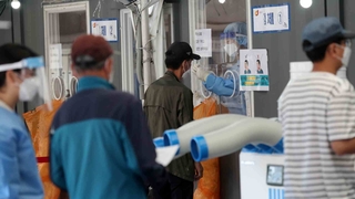 주말 기준 두번째 규모 확진…접종완료 2천만명 넘겨