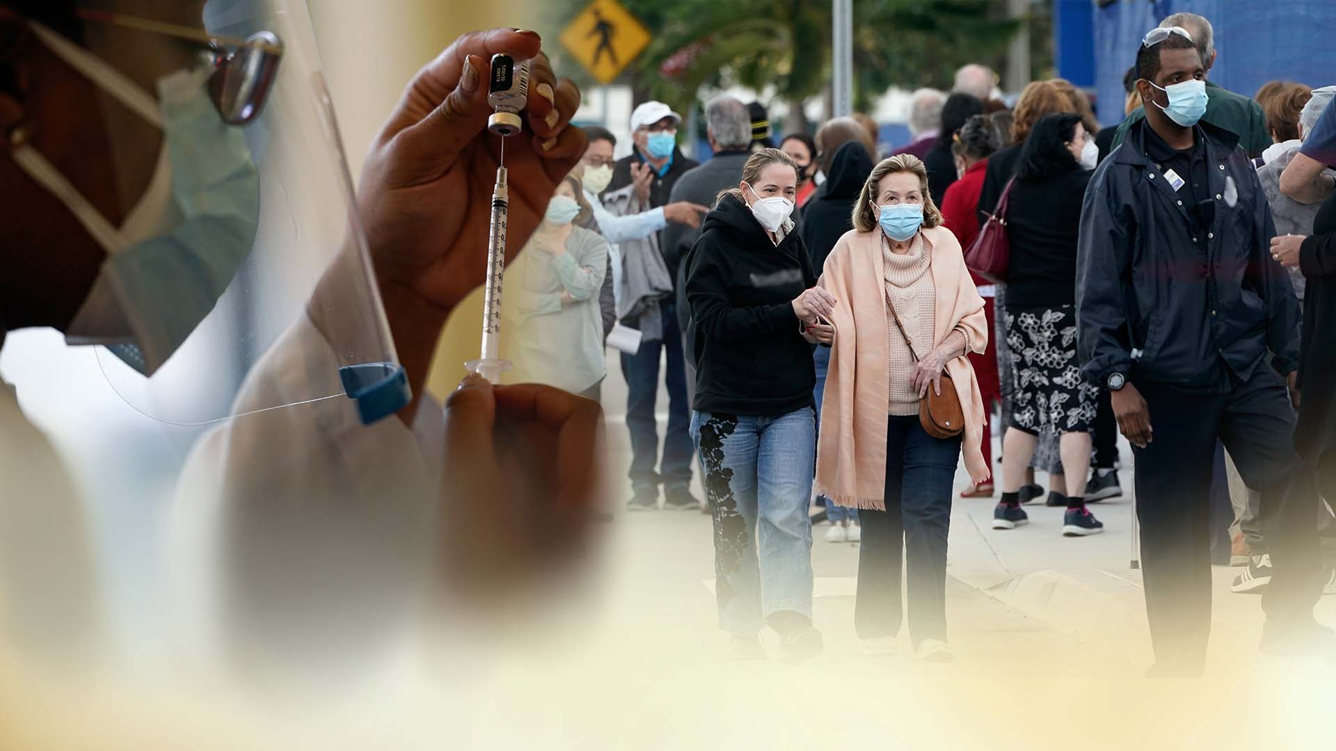 美 고령·취약층에 3차온라인카지노 산타카지노 승인…바이든 계획보다 축소