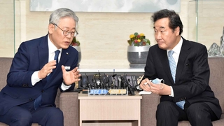 이재명·이낙연 통화 "정권재창출 협의"…미묘한 온도차도