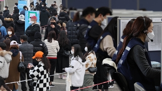 확진자 나흘째 5만명대 '최다'…재택치료자도 20만명 넘어서