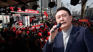 경기도 집중 유세 "돼먹지 못한 머슴, 갈아치워야"
