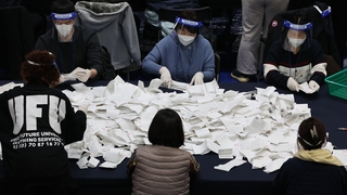투표함 개표 돌입…"당선인 윤곽 시간 걸릴 듯"