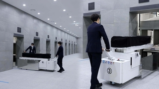 코로나19에 화장장 '포화'…빈소 찾기도 어려워