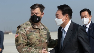 윤 당선인 "한반도 정세 엄중…한미군사동맹 억제력 중요"