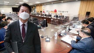 공동정부 삐걱?…안철수, 내각 인선과정 배제 '불만'