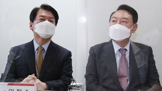 안철수 "임기 완수" 윤 당선인 "노고 감사"…합당도 급물살
