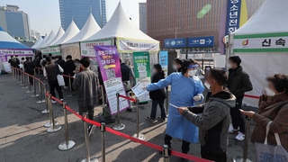 4만명대 확진…위중증 67일 만에 500명 하회
