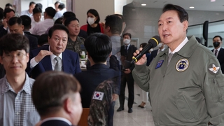 윤대통령, 걸어서 국방부 방문…특별감찰관 임명 안할 듯