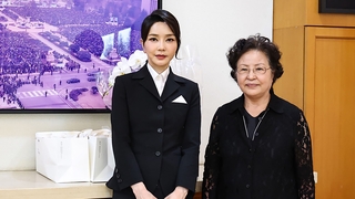 봉하마을 방문·동물권 목소리…보폭 넓히는 김건희 여사
