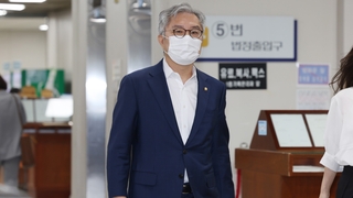 최강욱 중징계 내홍…해체론 반박 처럼회 "빨갱이 지목"