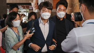이준석 "윤핵관쪽 공격 명백"…윤리위 앞두고 정면 대응
