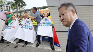 경찰직협 릴레이 삭발…이상민 "정치적 행위"