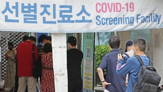 신규 확진 다시 2만명대로…재확산 현실화