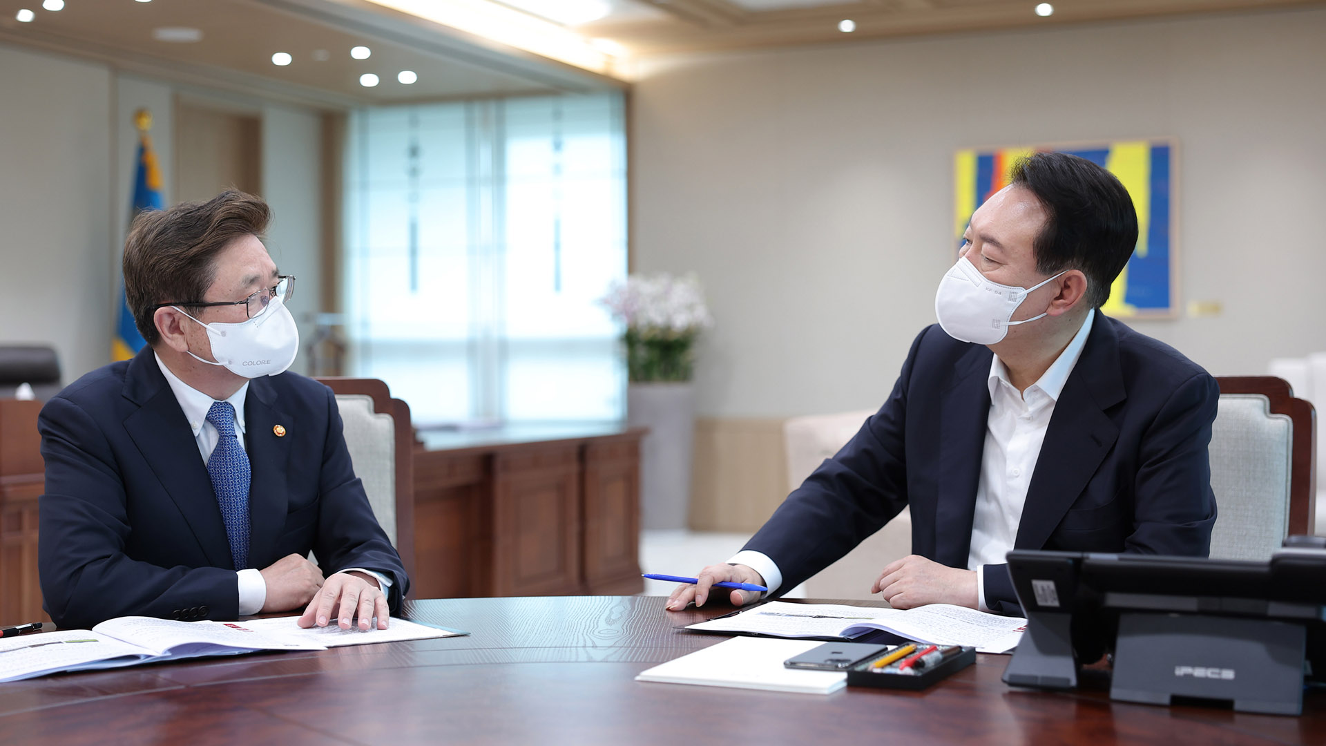 윤대통령, 문체부 업무보고 받아…"청와대에 이건희 컬렉션 전시"