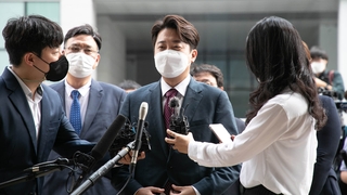 이준석 "윤핵관 은퇴 힘 보태달라"…연일 작심비판