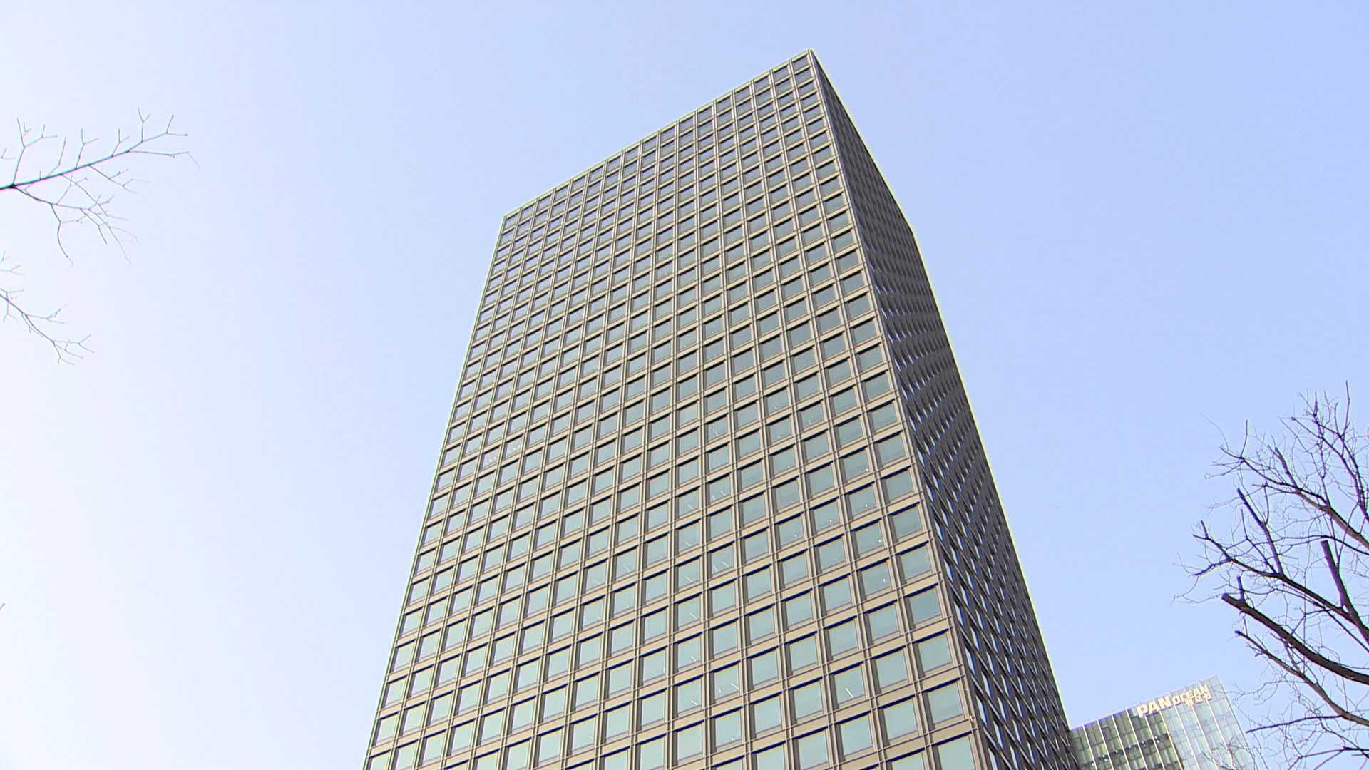 [비즈&] SK그룹, 강북 랜드마크 종로타워 인수 완료 外