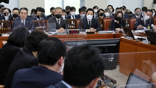 책임론 시각차…"이상민 최선은 사퇴" "文정부 알박기 경찰"