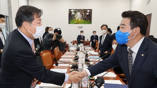 예산안 처리 닷새 앞으로…'이상민 거취' 신경전