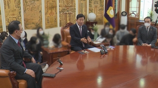예산안 협상 도돌이표…김의장 "월요일까지 합의" 호통