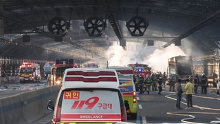 피해 왜 컸나…"가연소재에 설치규정도 없어"