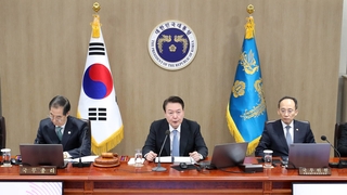 윤대통령, '건폭' 칭하며 엄정단속 지시…"임기내 뿌리뽑겠다"