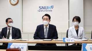 윤대통령 "아이들 건강 챙기는 건 국가 책무…소아의료 공백 없어야"