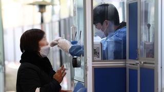 완만한 감소세 지속…중국도 방역 완화 시사