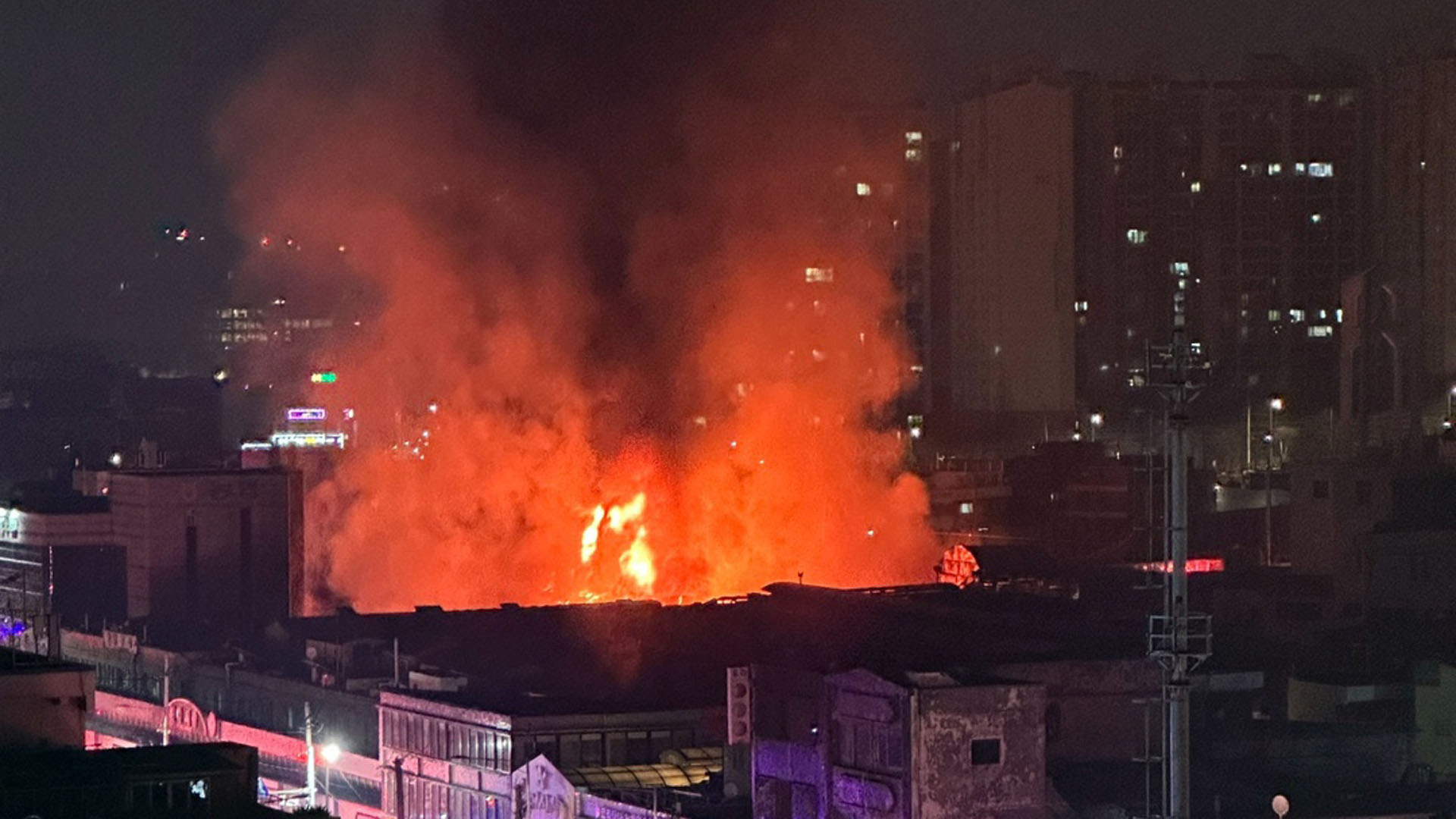 인천 현대시장 50여 점포 불에 타…전국 곳곳 산불