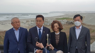 민주 "후쿠시마, 정상원전과 달라"…여 "빈손 방일쇼"