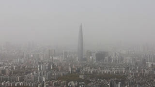 한반도 덮은 중국발 고농도 황사…일본도 모래먼지 영향