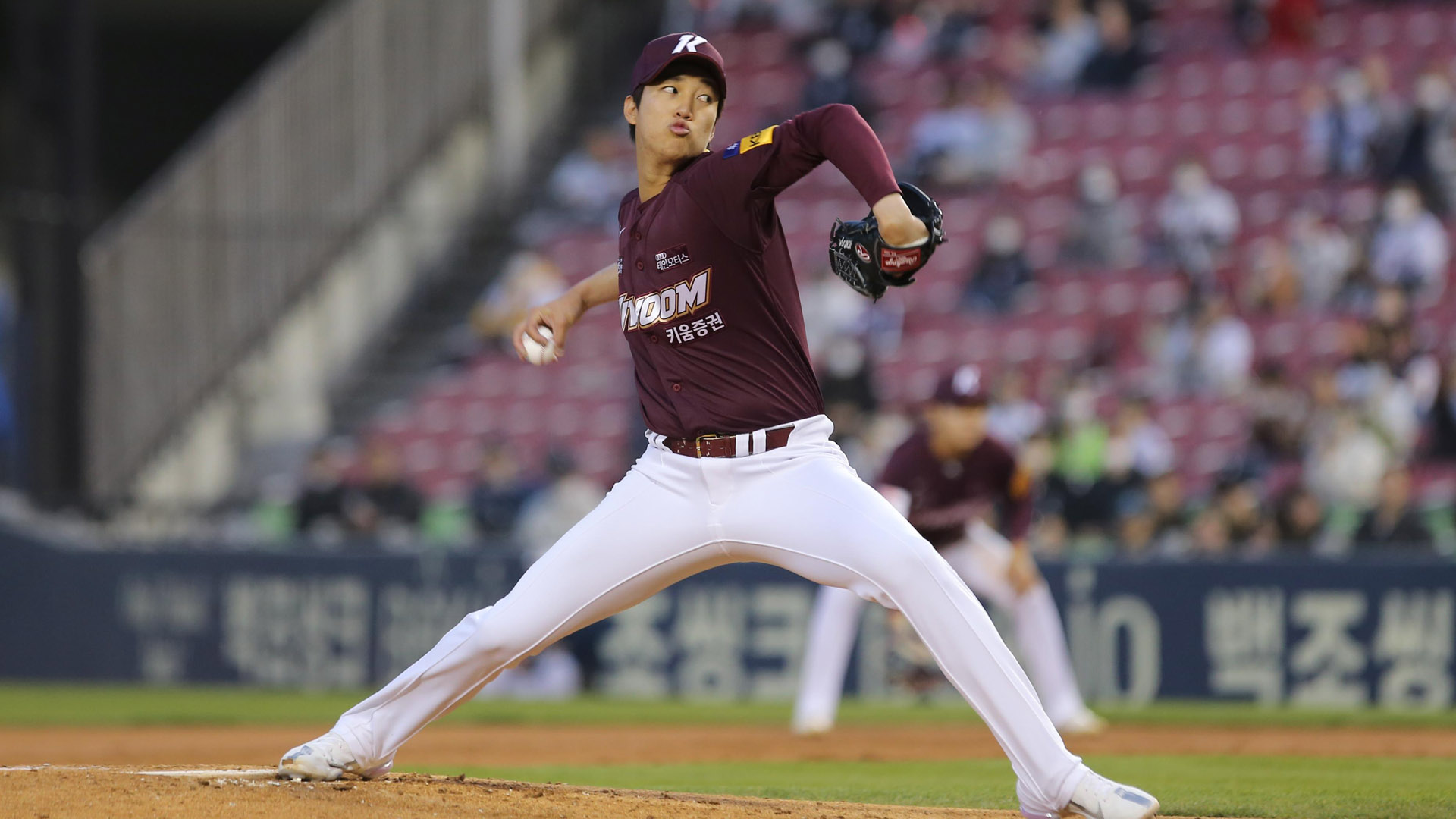 키움 안우진도 159.8km…에이스가 팀 구했다