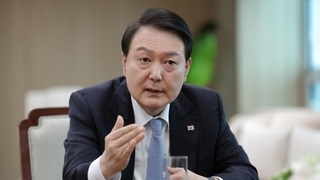윤대통령, 미 기밀유출 논란에 "한미간 굳건한 신뢰 못 흔들어"