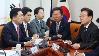 G7 방일·오염수 시찰단 설전…"명품외교" "병풍 안돼"