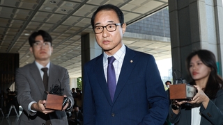 '이성만 국회에서 금품 수수' 영장적시…물증 확보 주력